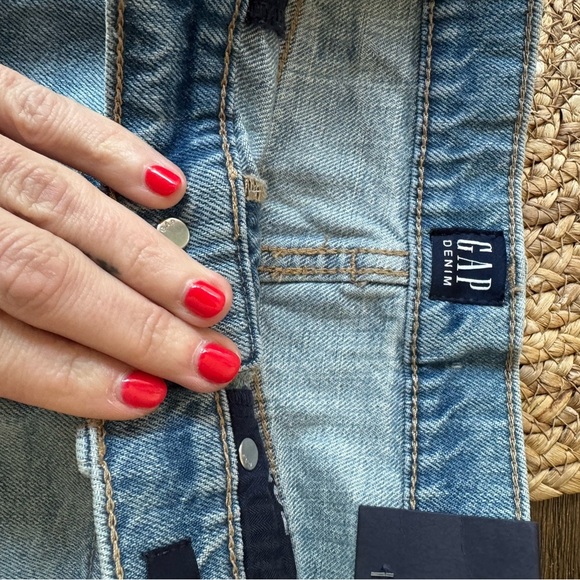 Gap high rise denim shorts nwt size 28” - Picture 5 of 5